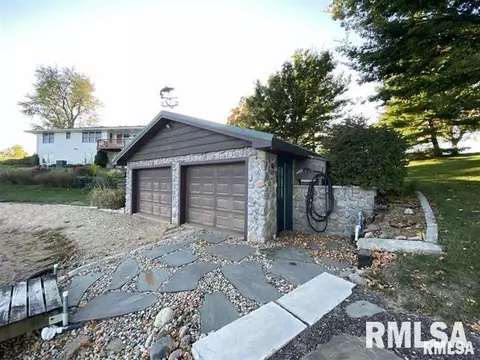 520 Kramer Rd, Avon, IL 61415 photo 5