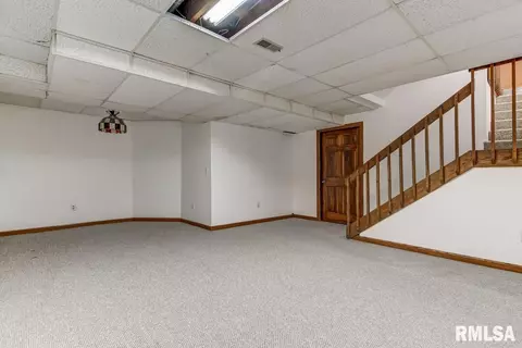 927 Rickard Ct, Springfield, IL 62704 photo 24