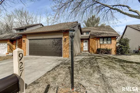 927 Rickard Ct, Springfield, IL 62704 photo 1