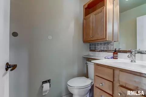 1904 Claremont Dr, Springfield, IL 62703 photo 21