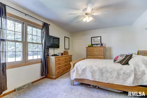 157 Golf Rd, Springfield, IL 62704 photo 18