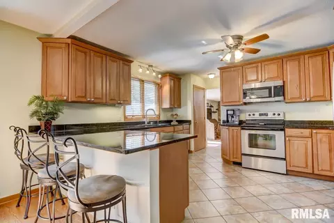 157 Golf Rd, Springfield, IL 62704 photo 11