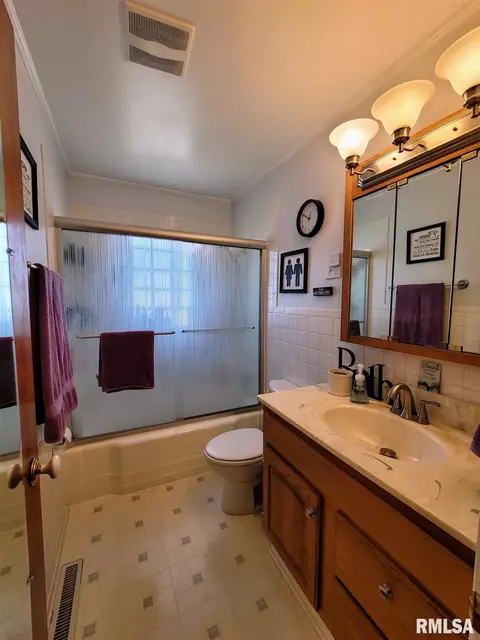 3527 Ivanhoe Dr, Springfield, IL 62703 photo 13