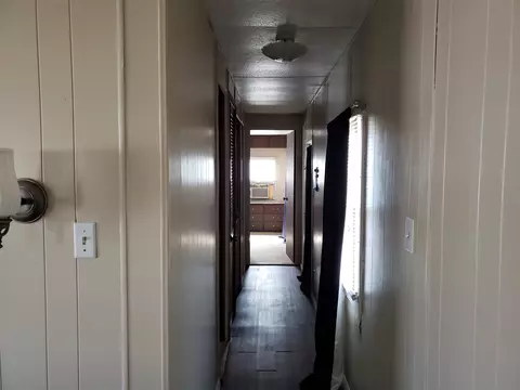 405 S Spring St, Mount Pulaski, IL 62548 photo 6
