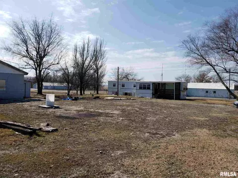 405 S Spring St, Mount Pulaski, IL 62548 photo 26