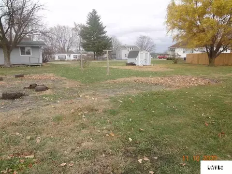 120 E Pine St, Broadwell, IL 62634 photo 25