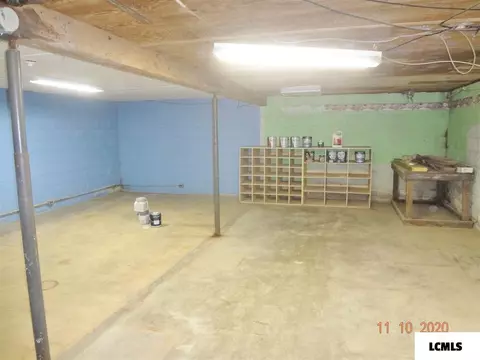 120 E Pine St, Broadwell, IL 62634 photo 19