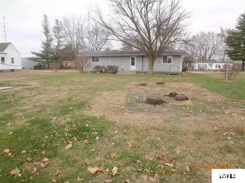 120 E Pine St, Broadwell, IL 62634 photo 24