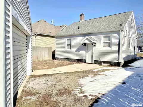 333 N Lincoln St, Springfield, IL 62702 photo 8