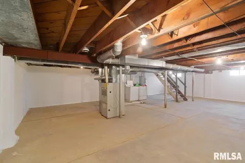 927 N Osburn Ave, Springfield, IL 62702 photo 22