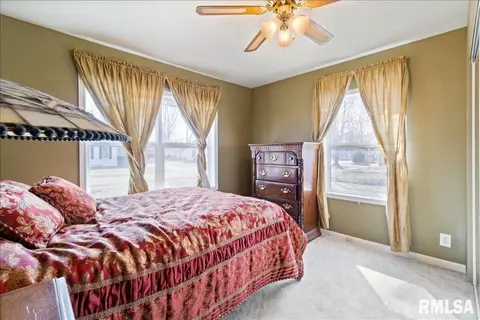 927 N Osburn Ave, Springfield, IL 62702 photo 14