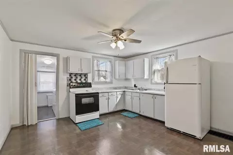 2241 Grandview Ave, Springfield, IL 62702 photo 6