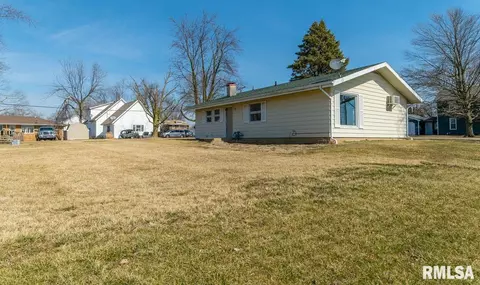 105 S Jefferson St, Danvers, IL 61732 photo 27