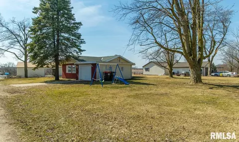 105 S Jefferson St, Danvers, IL 61732 photo 24