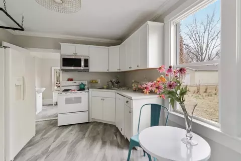 1026 N 5th St, Springfield, IL 62702 photo 11