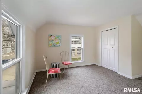 1026 N 5th St, Springfield, IL 62702 photo 22