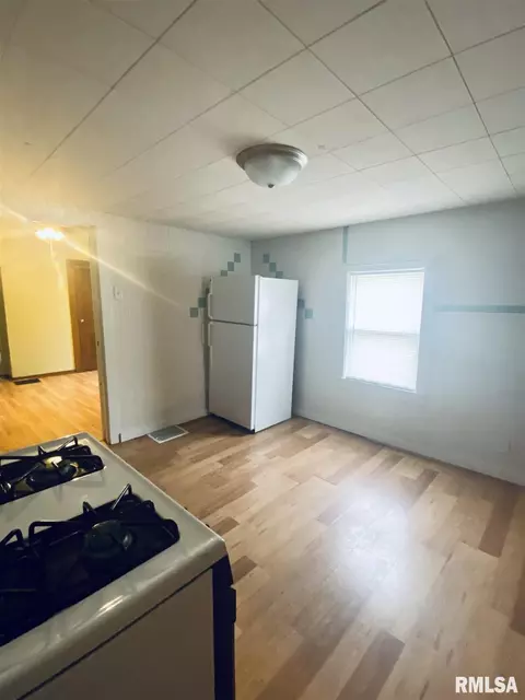 2026 N 11th St, Springfield, IL 62702 photo 12