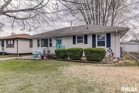 1812 E Black Ave, Springfield, IL 62702 photo 2