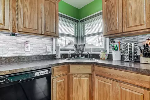 1812 E Black Ave, Springfield, IL 62702 photo 12
