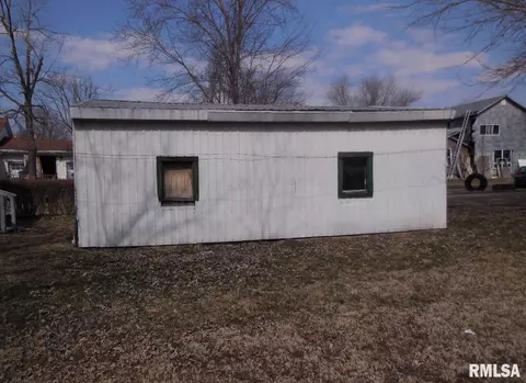 228 Carson St, White Hall, IL 62092 photo 9