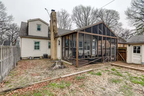2327 S State St, Springfield, IL 62704 photo 33
