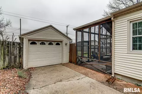 2327 S State St, Springfield, IL 62704 photo 31