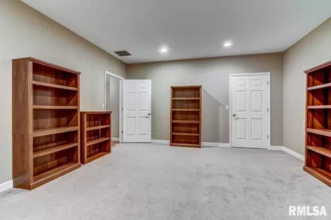 2901 Covered Wagon Trl, Springfield, IL 62711 photo 43