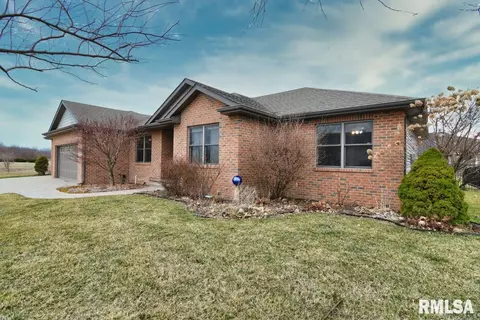 2901 Covered Wagon Trl, Springfield, IL 62711 photo 2
