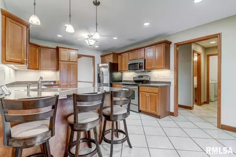 2901 Covered Wagon Trl, Springfield, IL 62711 photo 17