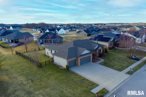 2901 Covered Wagon Trl, Springfield, IL 62711 photo 4