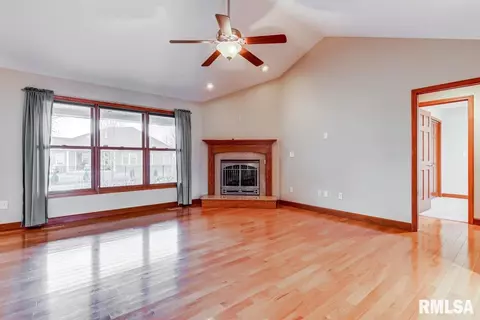 2901 Covered Wagon Trl, Springfield, IL 62711 photo 7