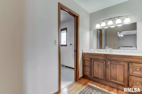 3828 W Bluffs Rd, Springfield, IL 62707 photo 18