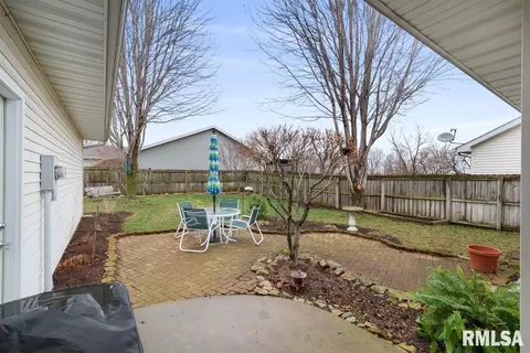401 Treeline Ln, Springfield, IL 62703 photo 32