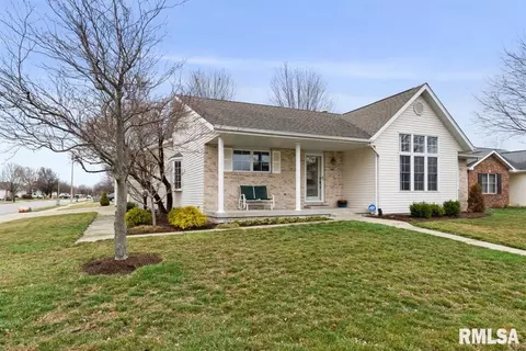 401 Treeline Ln, Springfield, IL 62703 photo 3