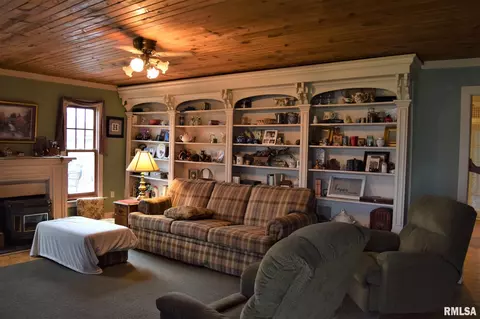 25 Main St, Exeter, IL 62621 photo 9
