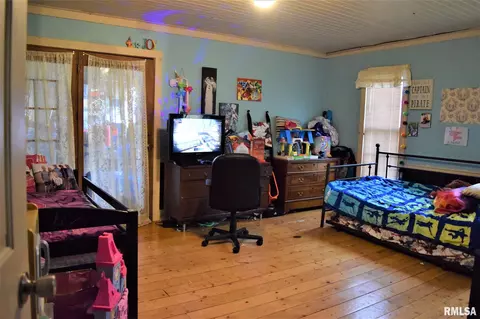 25 Main St, Exeter, IL 62621 photo 14