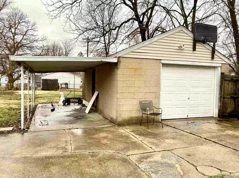 1044 N Indiana St, Springfield, IL 62702 photo 9