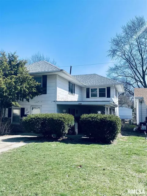 1908 Whittier Ave, Springfield, IL 62704 photo 1