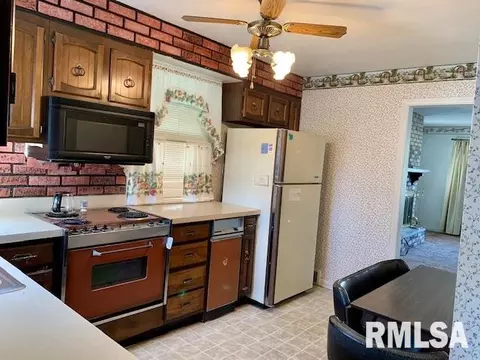 2152 E Grandview Ave, Springfield, IL 62702 photo 5