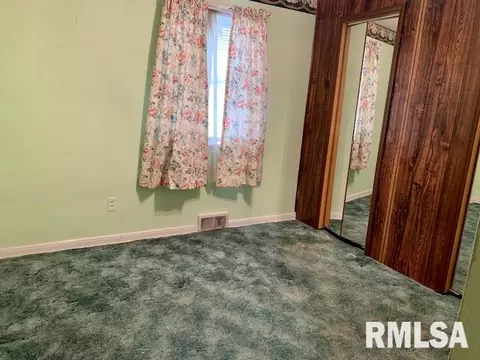 2152 E Grandview Ave, Springfield, IL 62702 photo 10