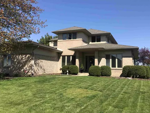 2709 Westport Dr, Springfield, IL 62711 photo 2
