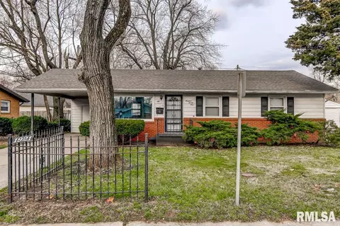 1921 Greentree Rd, Springfield, IL 62703 photo 1