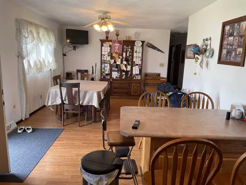 2433 E Ardmore Ave, Springfield, IL 62702 photo 5
