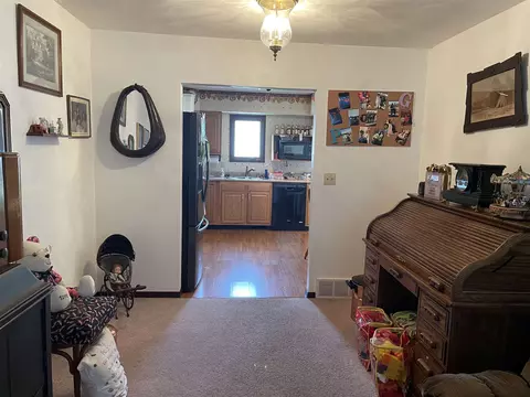 2433 E Ardmore Ave, Springfield, IL 62702 photo 8