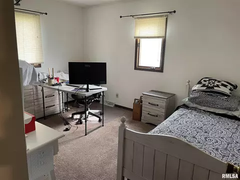 2433 E Ardmore Ave, Springfield, IL 62702 photo 14
