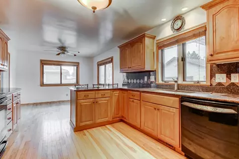 49 Bel Aire Dr, Springfield, IL 62703 photo 5