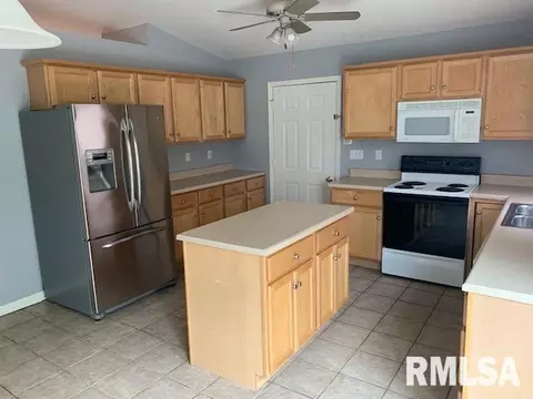 2212 Cormorant Dr, Springfield, IL 62711 photo 7