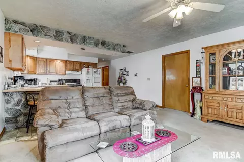 1934 N 7th St, Springfield, IL 62702 photo 5