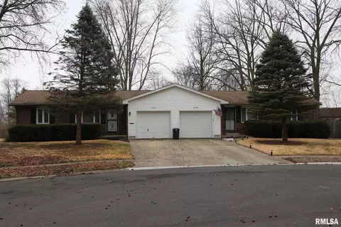 2236-2236 Austin Dr, Springfield, IL 62704 photo 1