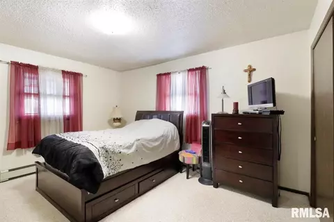 2318 S 14th St, Springfield, IL 62703 photo 8
